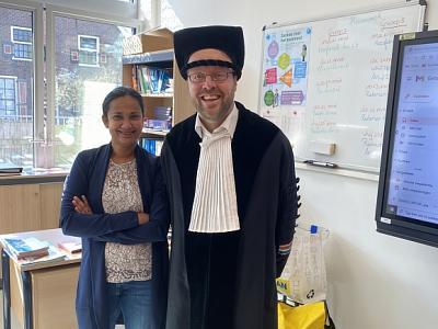 Professor Nico van den Berg op bezoek!
